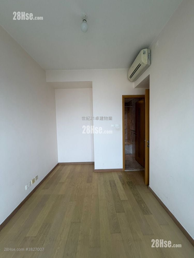 The Austin Rental 2 Bedrooms , 2 Bathrooms 581 ft²