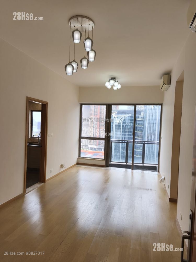 The Austin Rental 3 Bedrooms , 2 Bathrooms 867 ft²