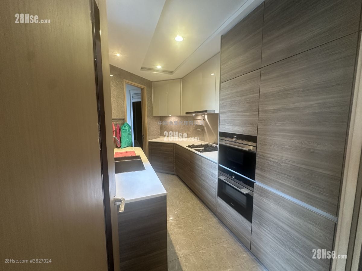 山水盈 售盘 3 房 , 2 浴室 916 平方尺