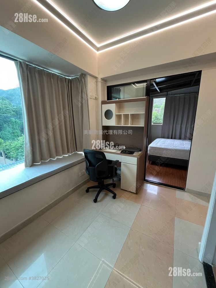 Villa Pinada House Sell 3 Bedrooms , 3 Bathrooms 1,178 ft²