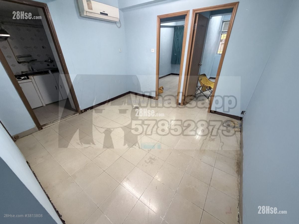Kwong Fung Building Sell 3 Bedrooms , 1 Bathroom 407 ft²