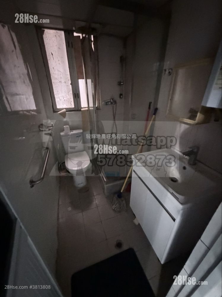 Kwong Fung Building Sell 3 Bedrooms , 1 Bathroom 407 ft²