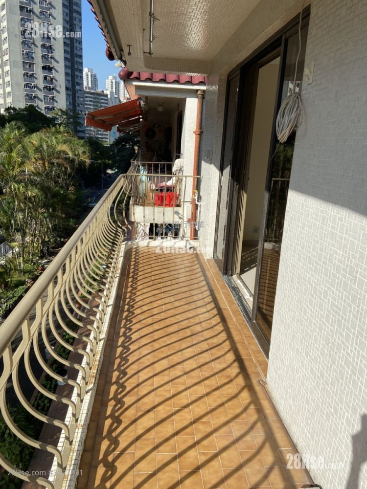 鐵路站村屋 租盤 2 房 , 1 浴室