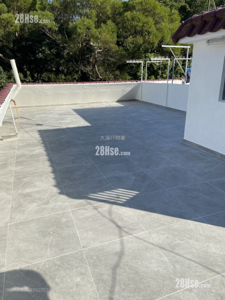 鐵路站村屋 租盤 2 房 , 1 浴室