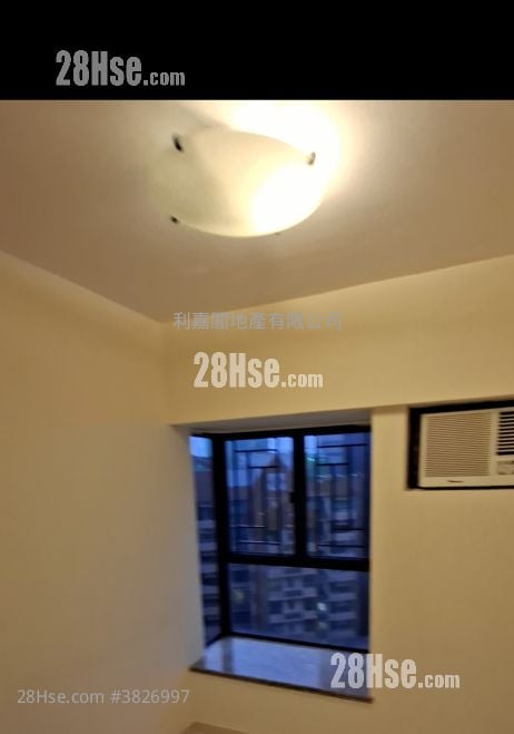 蔚華閣 售盤 3 房 , 2 浴室 659 平方呎