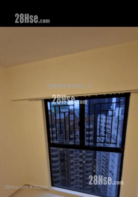 蔚華閣 售盤 3 房 , 2 浴室 659 平方呎