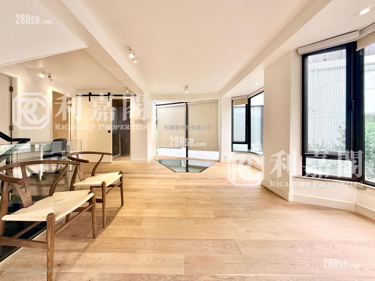 南苑别墅 售盘 4 房 , 2 浴室 1,800 平方尺