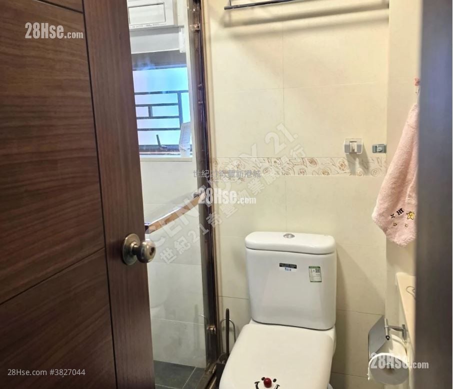 Villa Athena Sell 3 Bedrooms , 2 Bathrooms 874 ft²