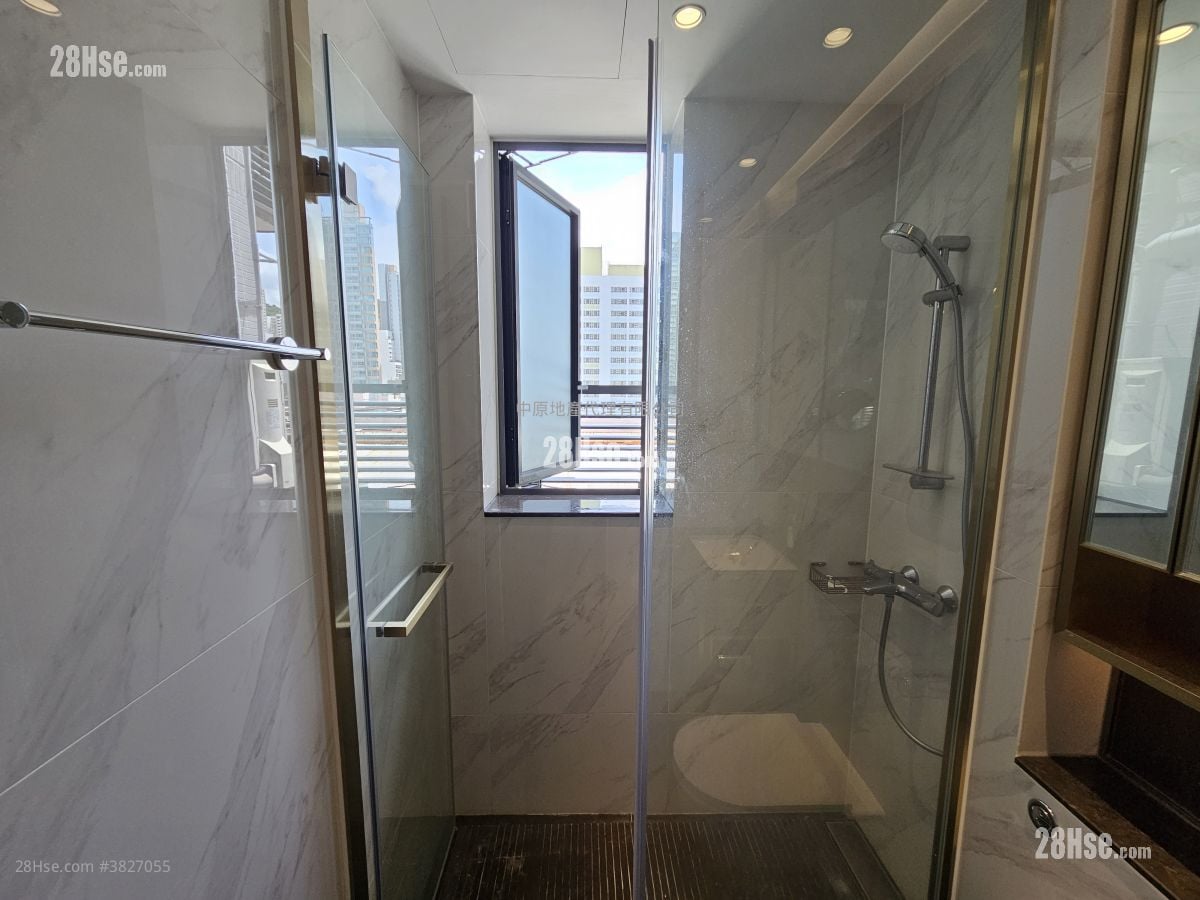 睿峰 售盘 2 房 , 1 浴室 447 平方尺