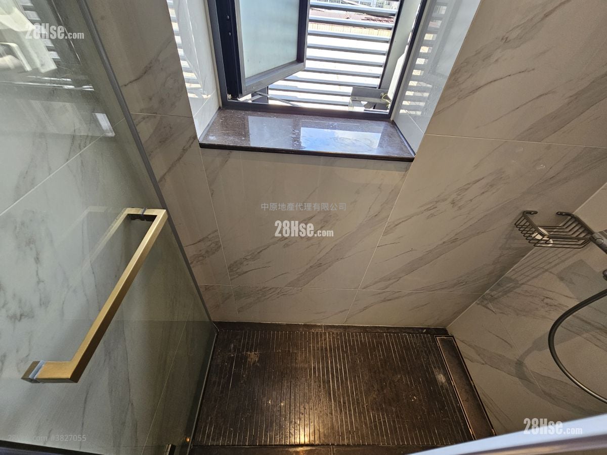 睿峰 售盘 2 房 , 1 浴室 447 平方尺