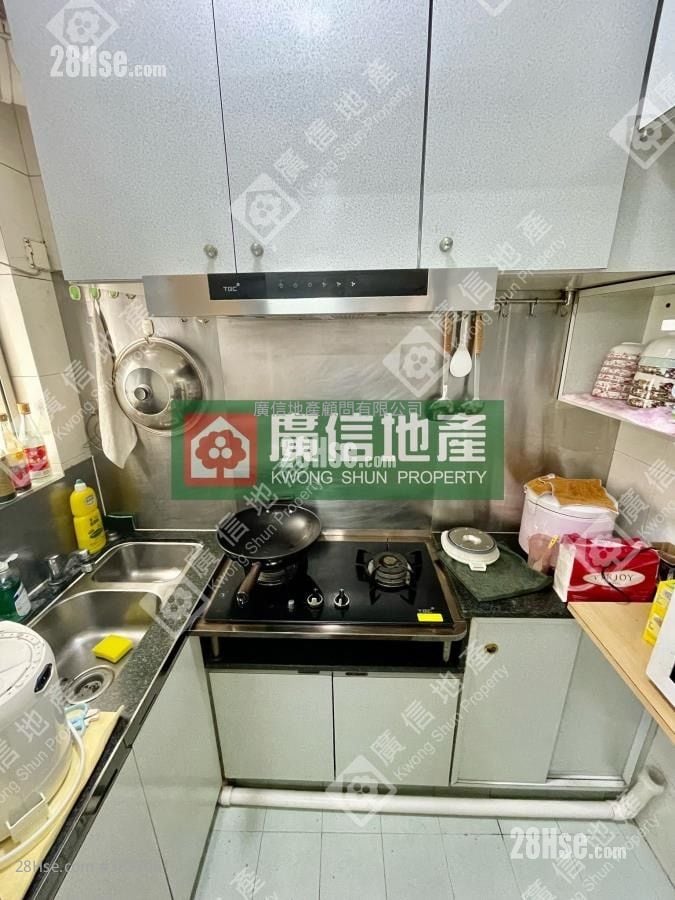 萬新大廈 租盤 2 房 , 1 浴室