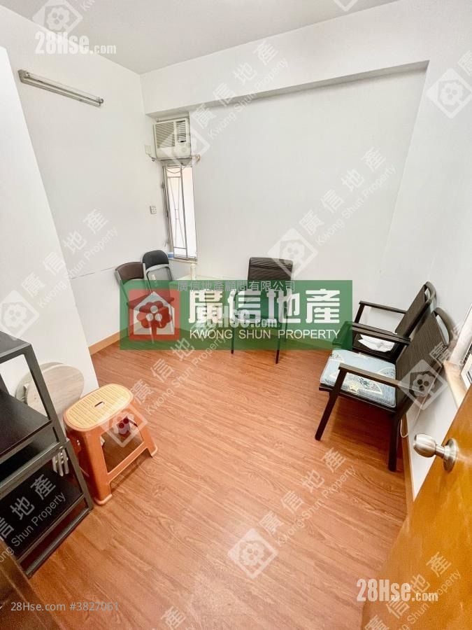 萬新大廈 租盤 2 房 , 1 浴室