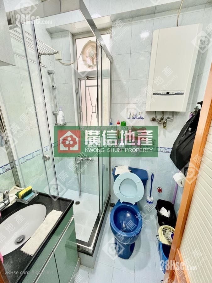 萬新大廈 租盤 2 房 , 1 浴室