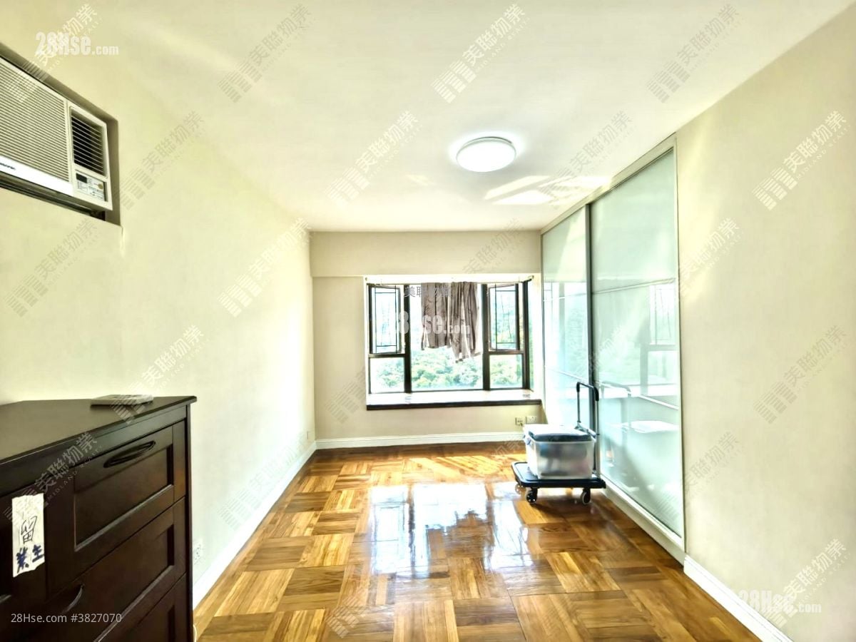 駿景園 租盤 3 房 , 2 浴室 974 平方呎