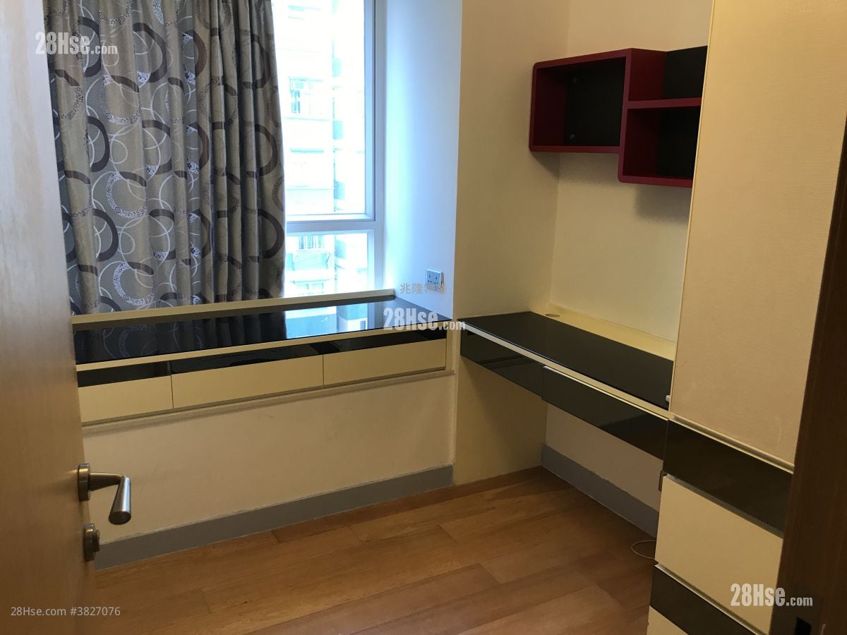 舊相片只供参考