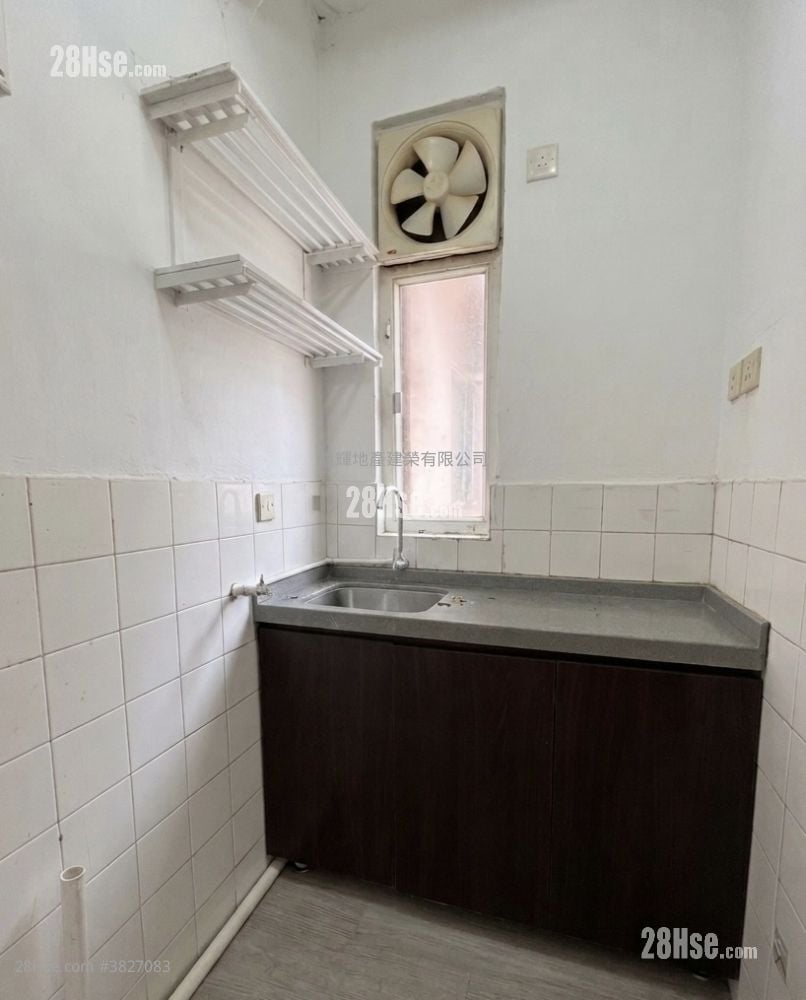 上海大厦 租盘 2 房 , 1 浴室 287 平方尺