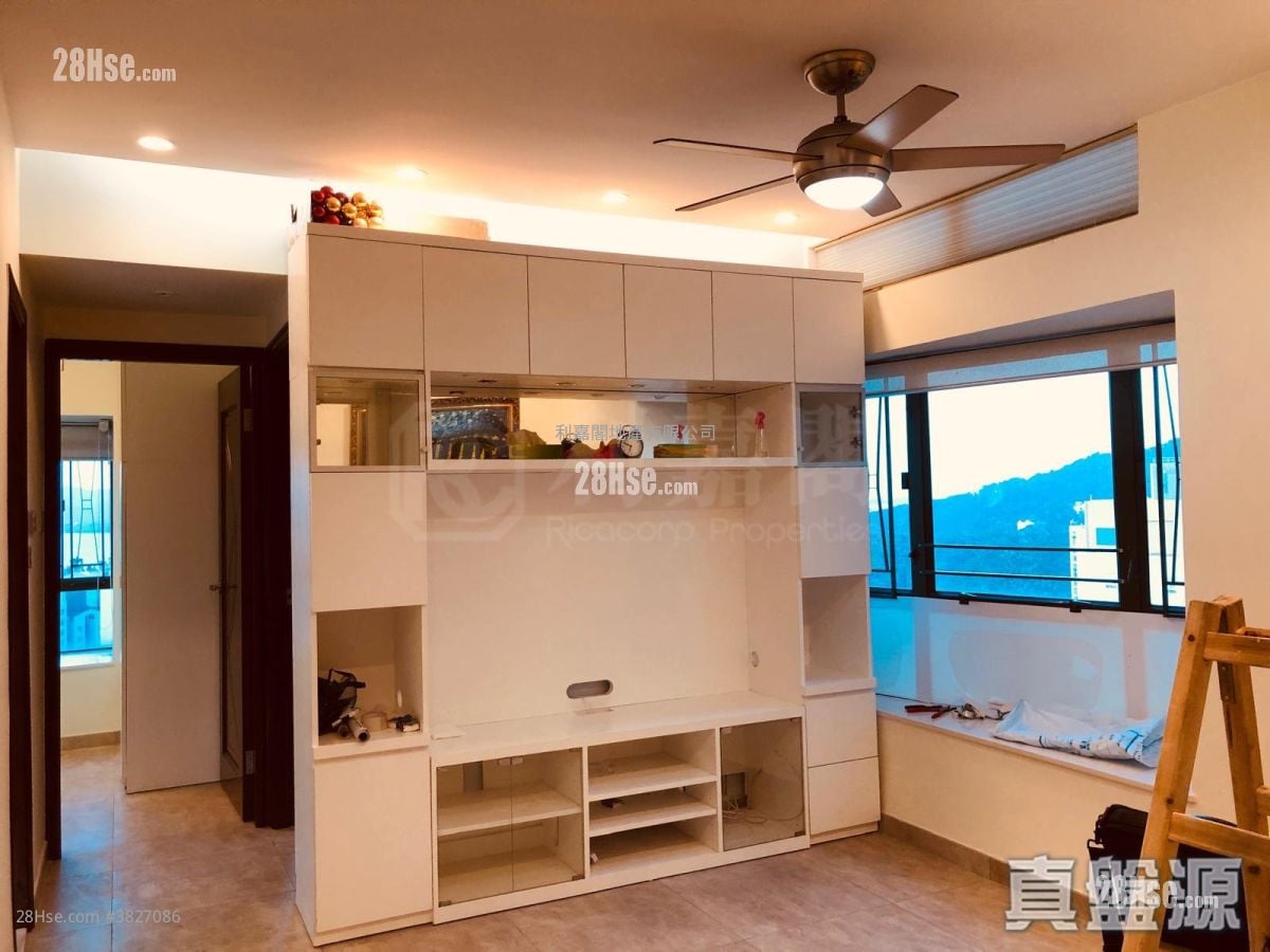 East Point City Sell 2 Bedrooms 466 ft²