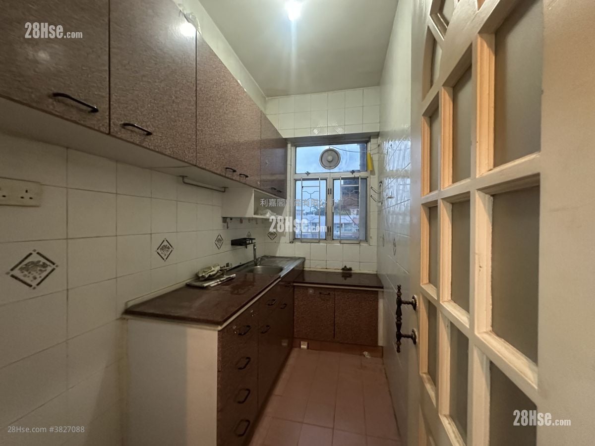 紫珊園 售盤 2 房 , 1 浴室 478 平方呎