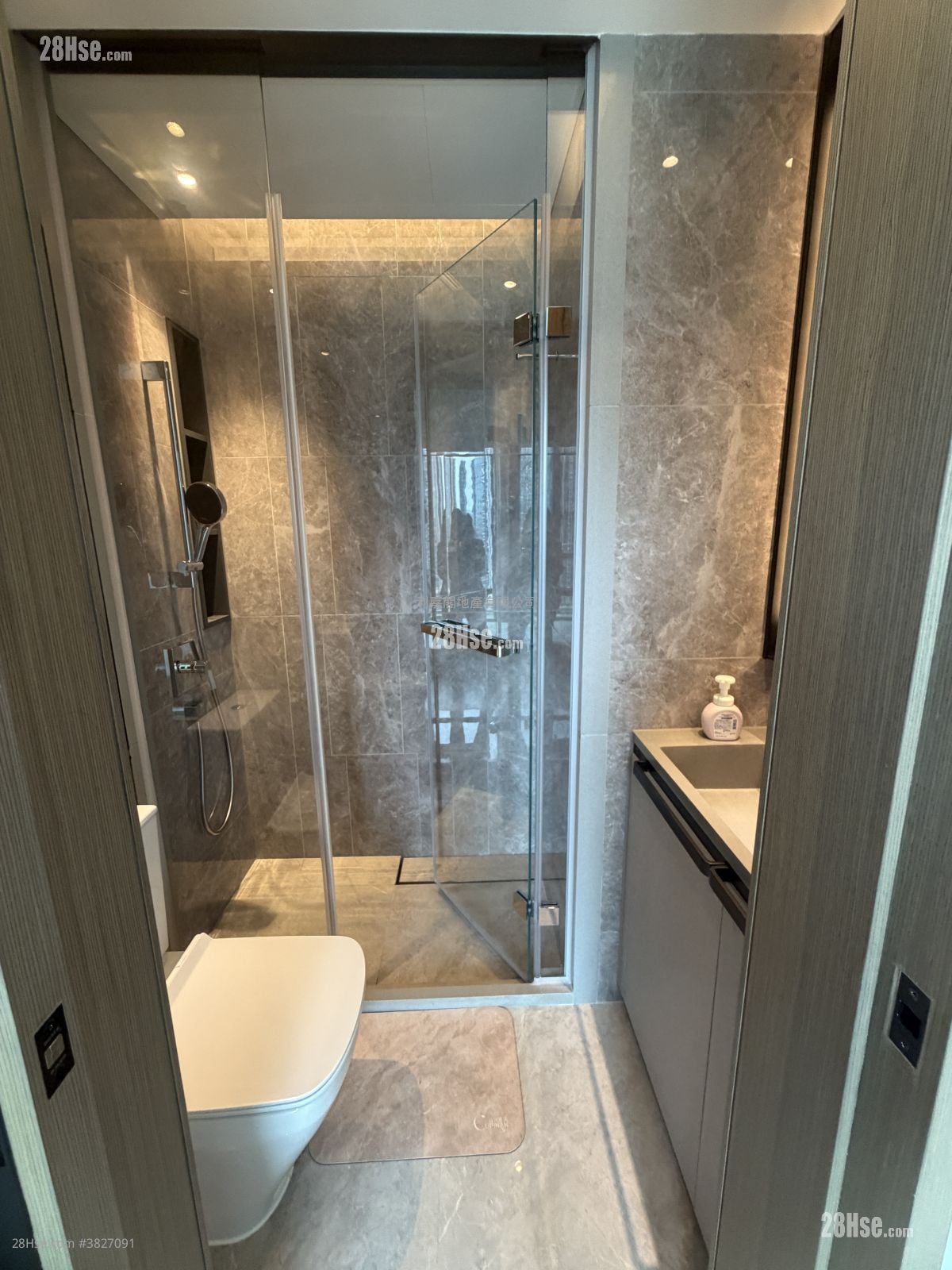 天璽天 售盤 1 房 , 1 浴室 299 平方呎