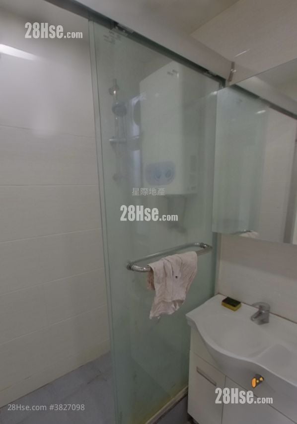 置富花园 租盘 439 平方尺