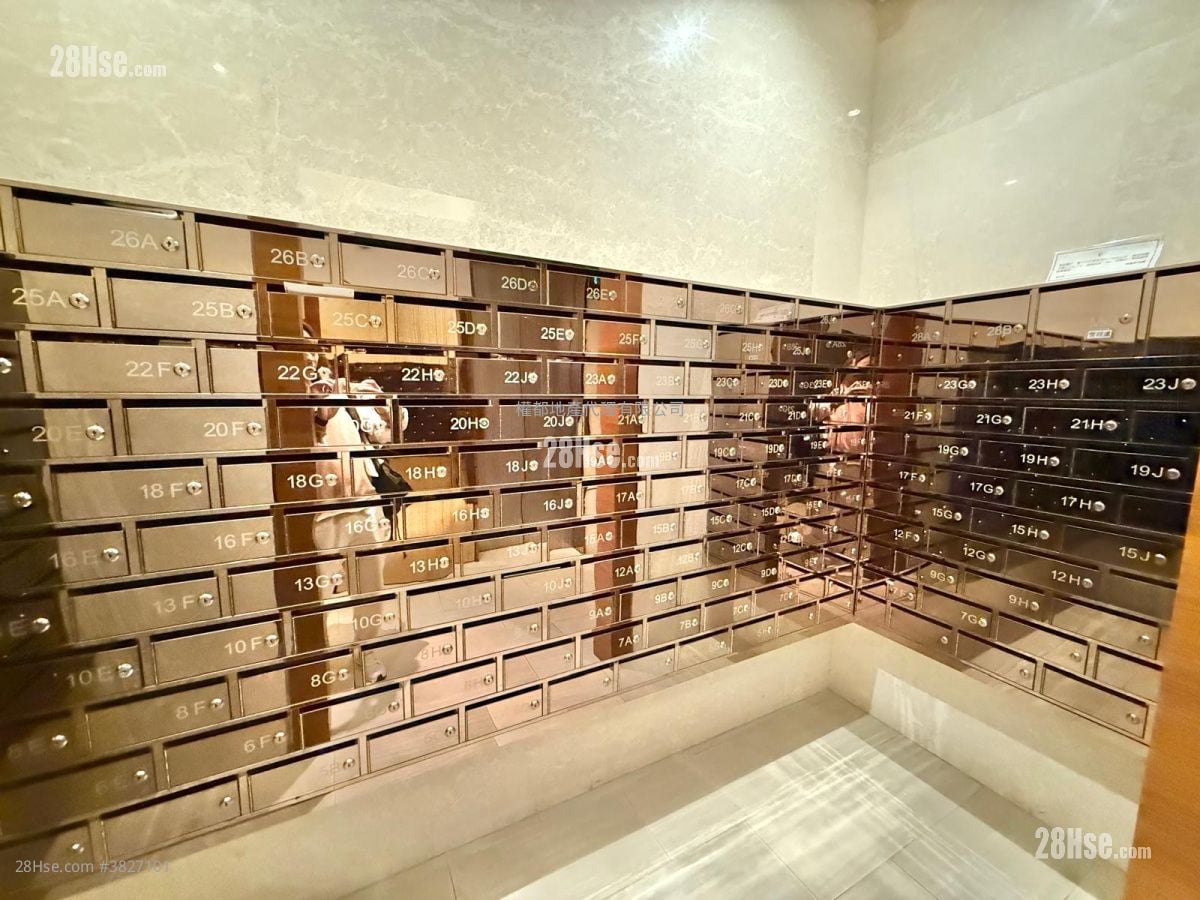 City Hub Rental Studio , 1 Bathroom 262 ft²