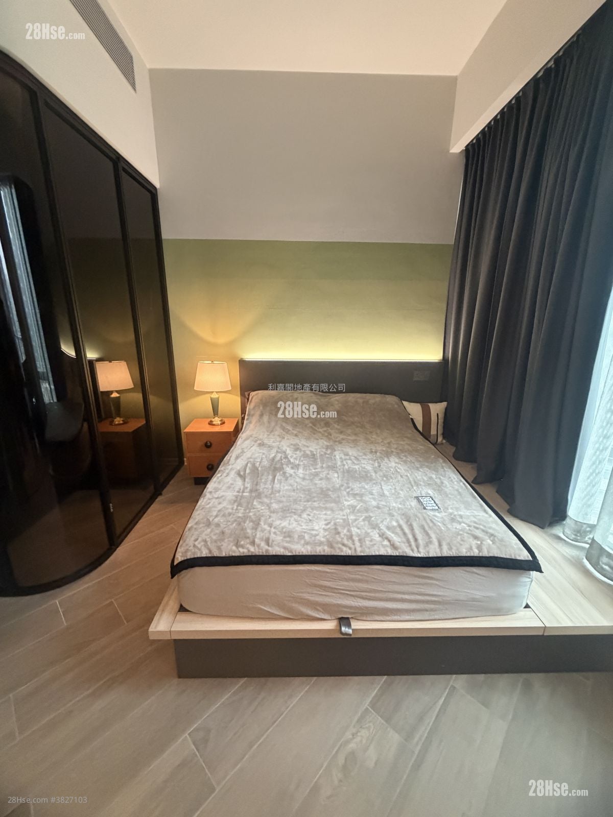 Henley Park Sell 1 Bedroom , 1 Bathroom 388 ft²