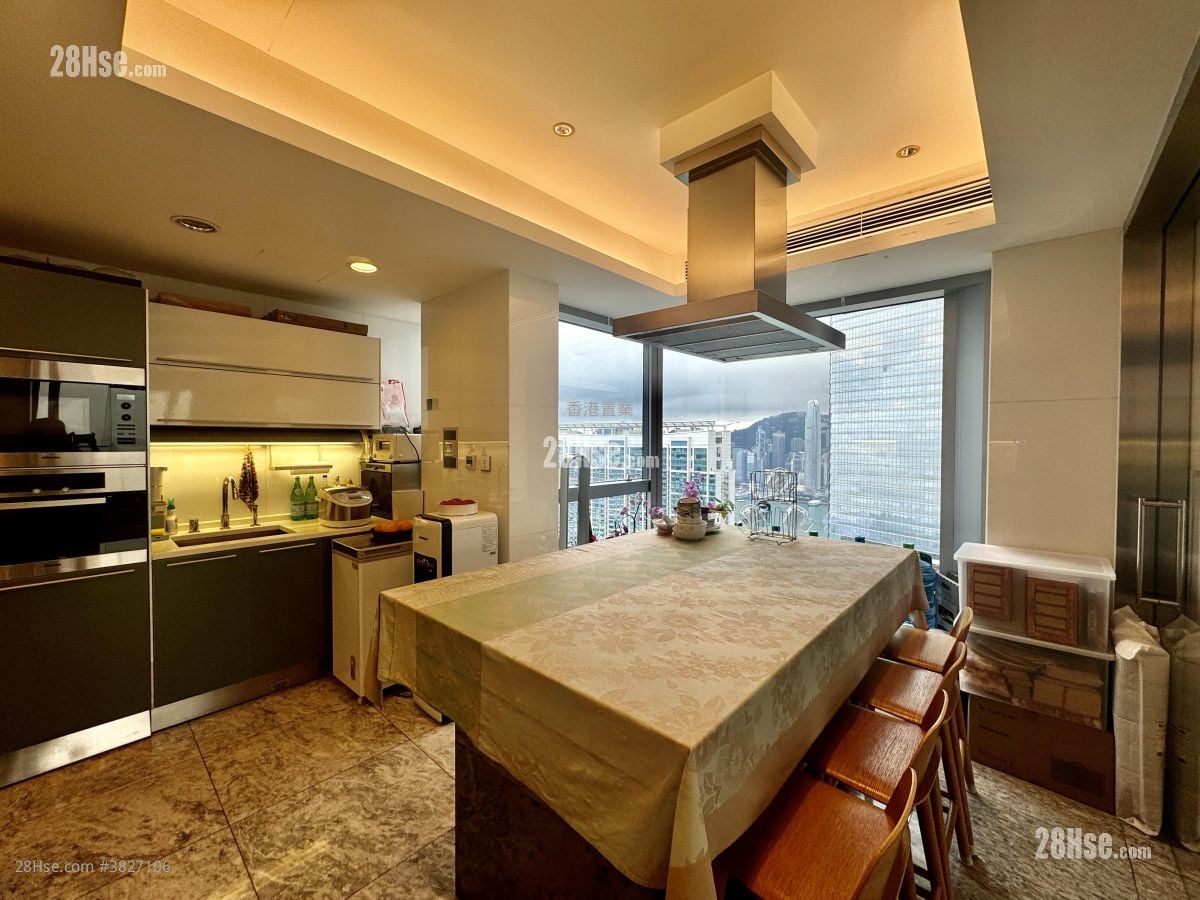 The Cullinan Sell 4 Bedrooms 1,679 ft²