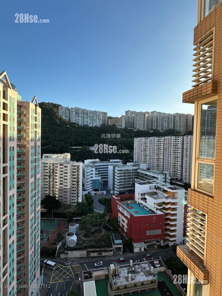 La Place De Victoria Rental 1 Bedroom , 1 Bathroom 396 ft²