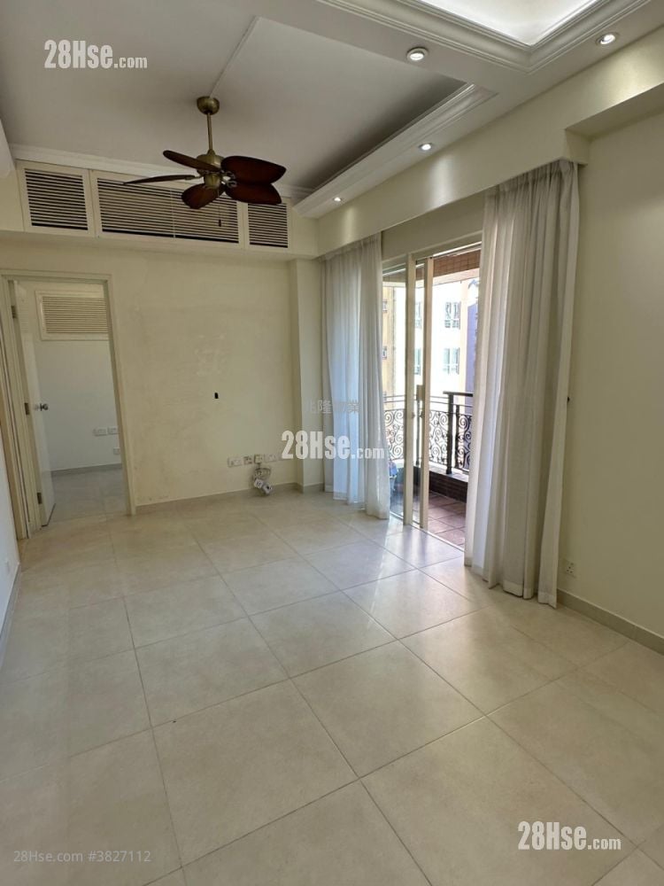 La Place De Victoria Rental 1 Bedroom , 1 Bathroom 396 ft²