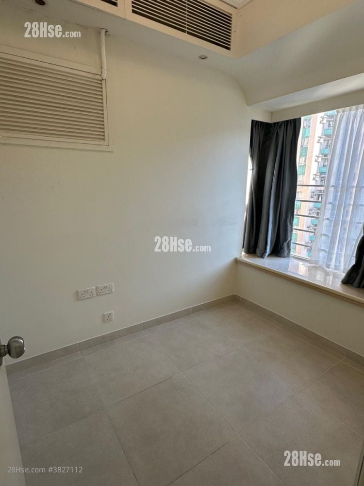 La Place De Victoria Rental 1 Bedroom , 1 Bathroom 396 ft²