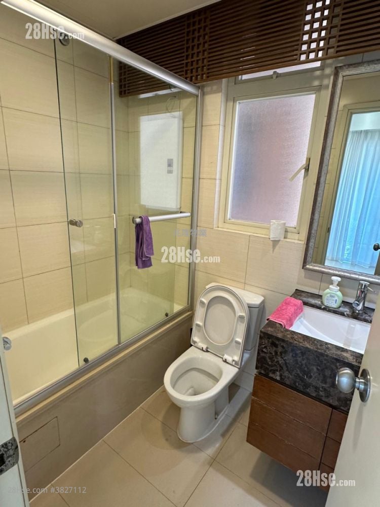 La Place De Victoria Rental 1 Bedroom , 1 Bathroom 396 ft²