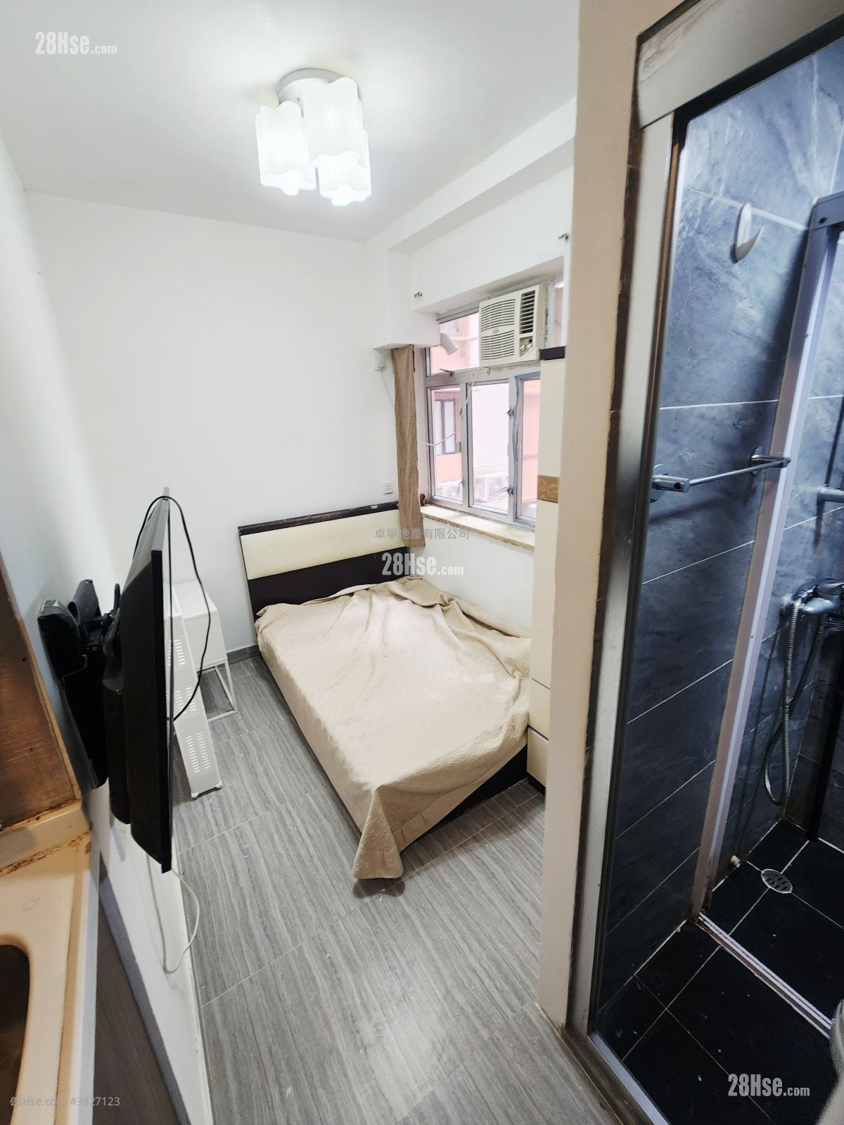 Apartment Rental 130 ft²