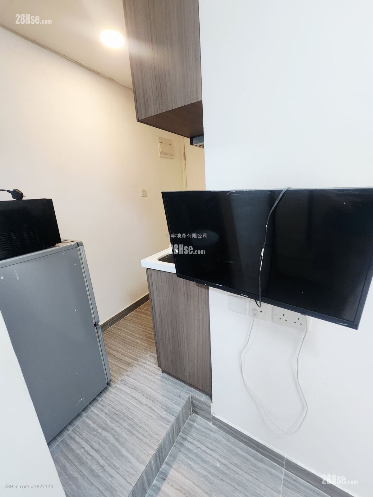 Apartment Rental 130 ft²