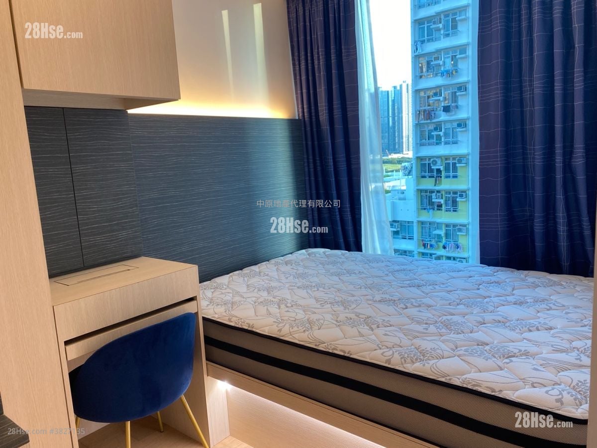 Savannah Sell 2 Bedrooms , 1 Bathroom 477 ft²