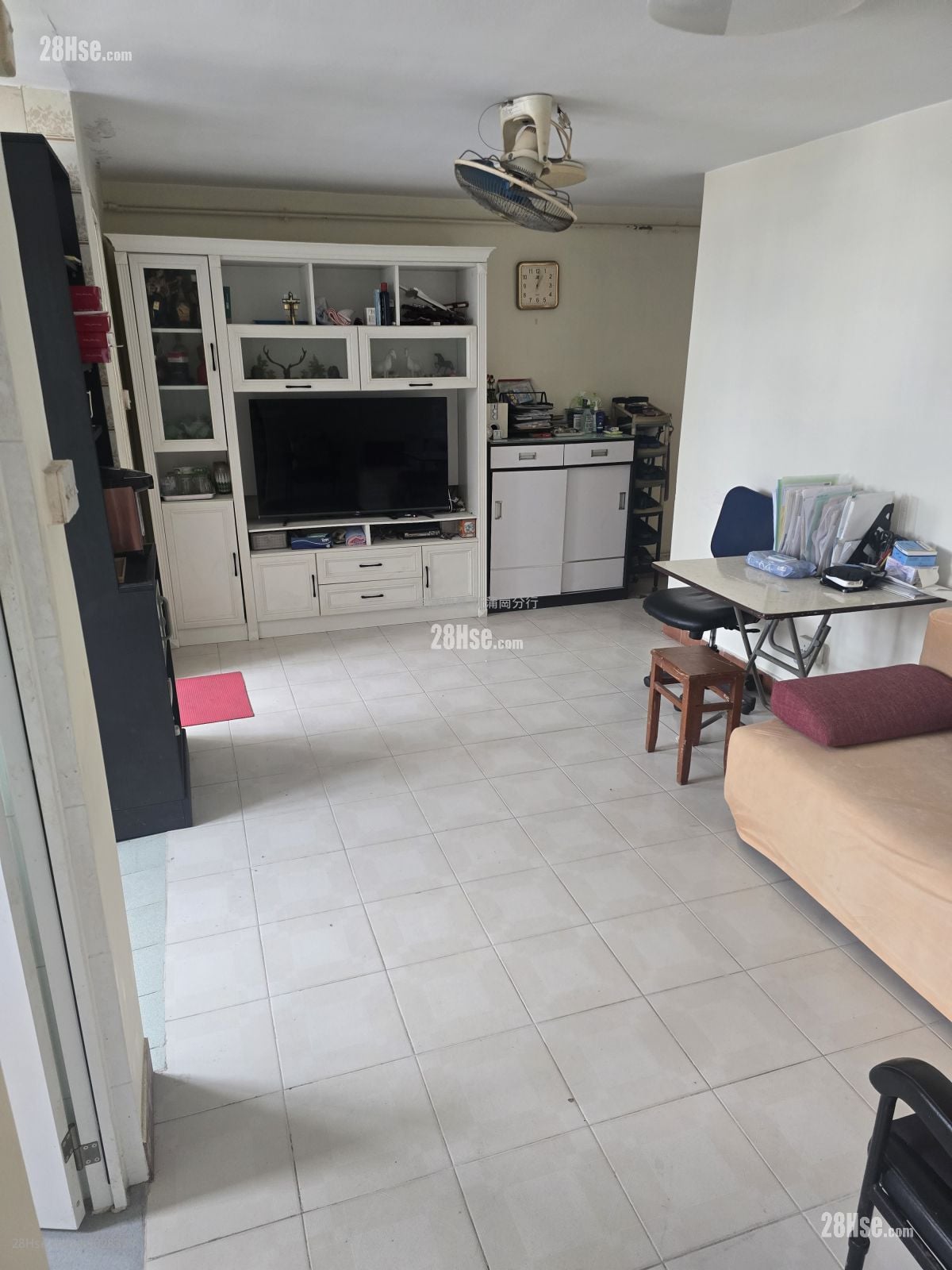 Tung Tau (Ii) Estate Sell 2 Bedrooms , 1 Bathroom 443 ft²