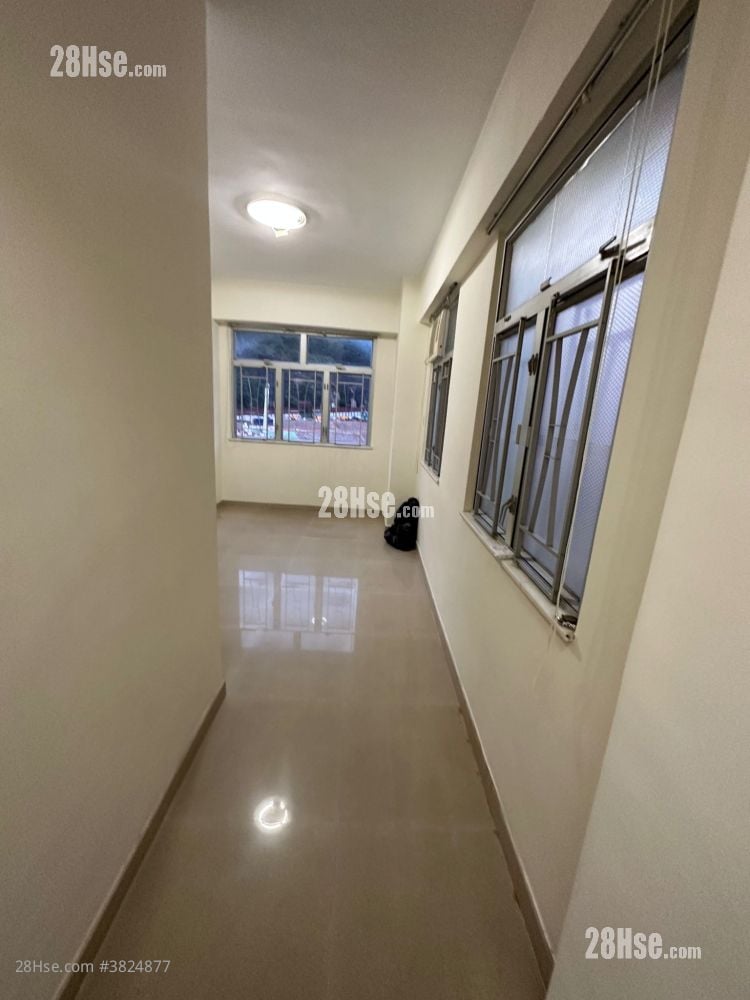 Kam Key Mansion Sell 2 Bedrooms , 1 Bathroom 338 ft²