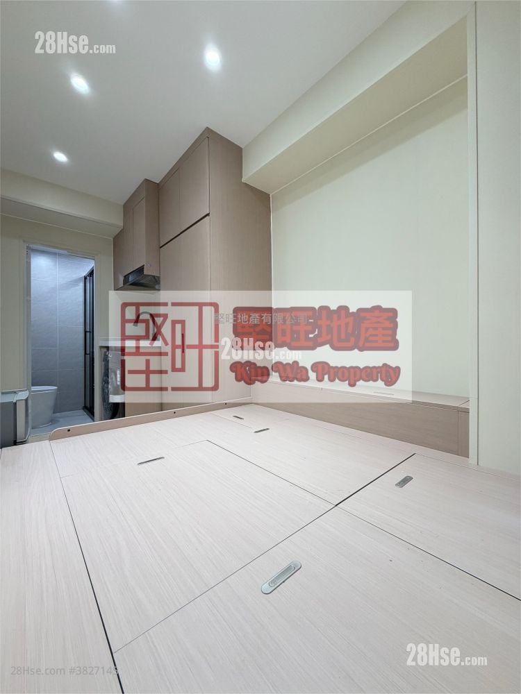 Chinese Mansion Rental Studio , 1 Bathroom 130 ft²