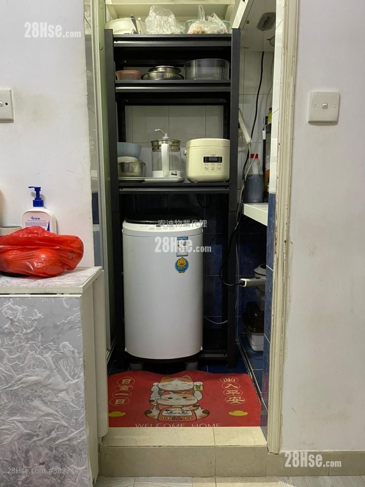 寶安大廈 租盤 1 浴室 80 平方呎