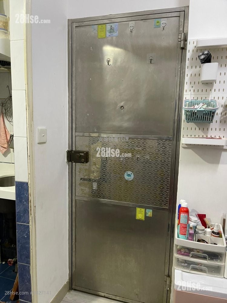 寶安大廈 租盤 1 浴室 80 平方呎