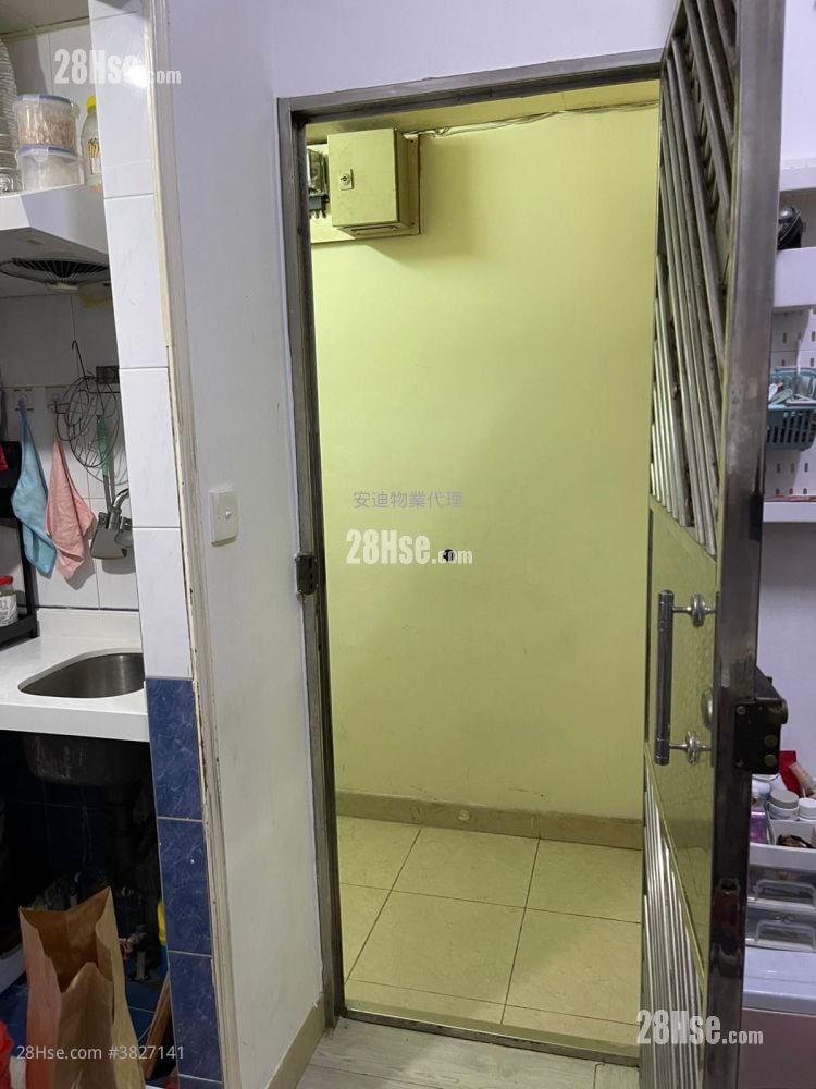 寶安大廈 租盤 1 浴室 80 平方呎