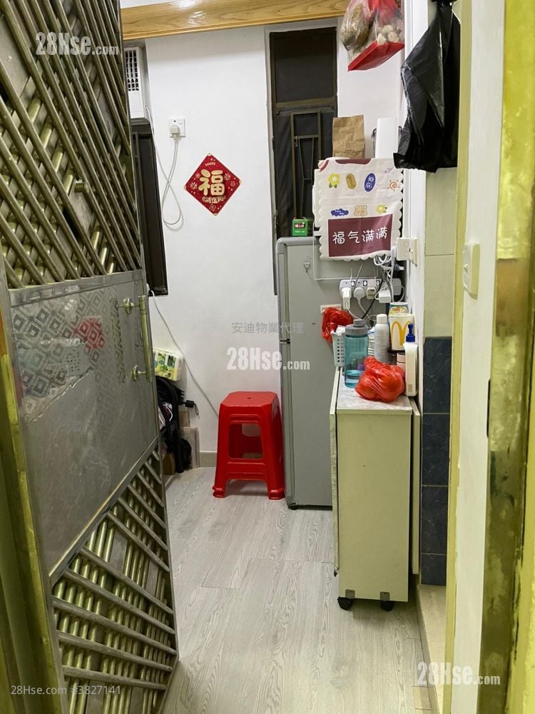 寶安大廈 租盤 1 浴室 80 平方呎