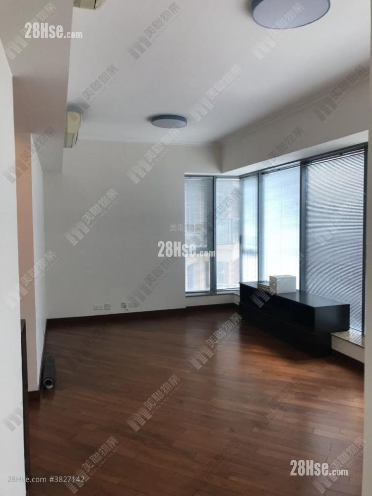 The Palazzo Sell 3 Bedrooms 935 ft²