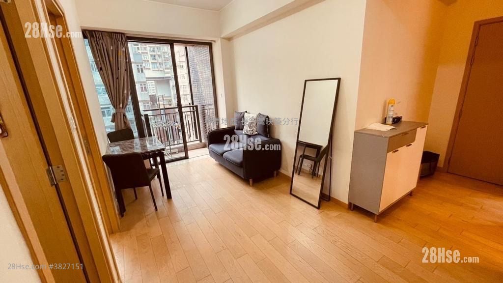 The Ascent Sell 2 Bedrooms 429 ft²