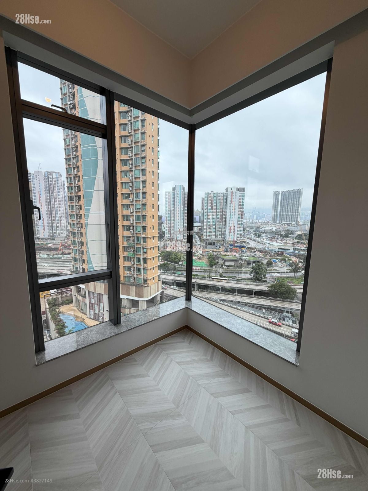 南首 租盘 1 房 , 1 浴室 261 平方尺