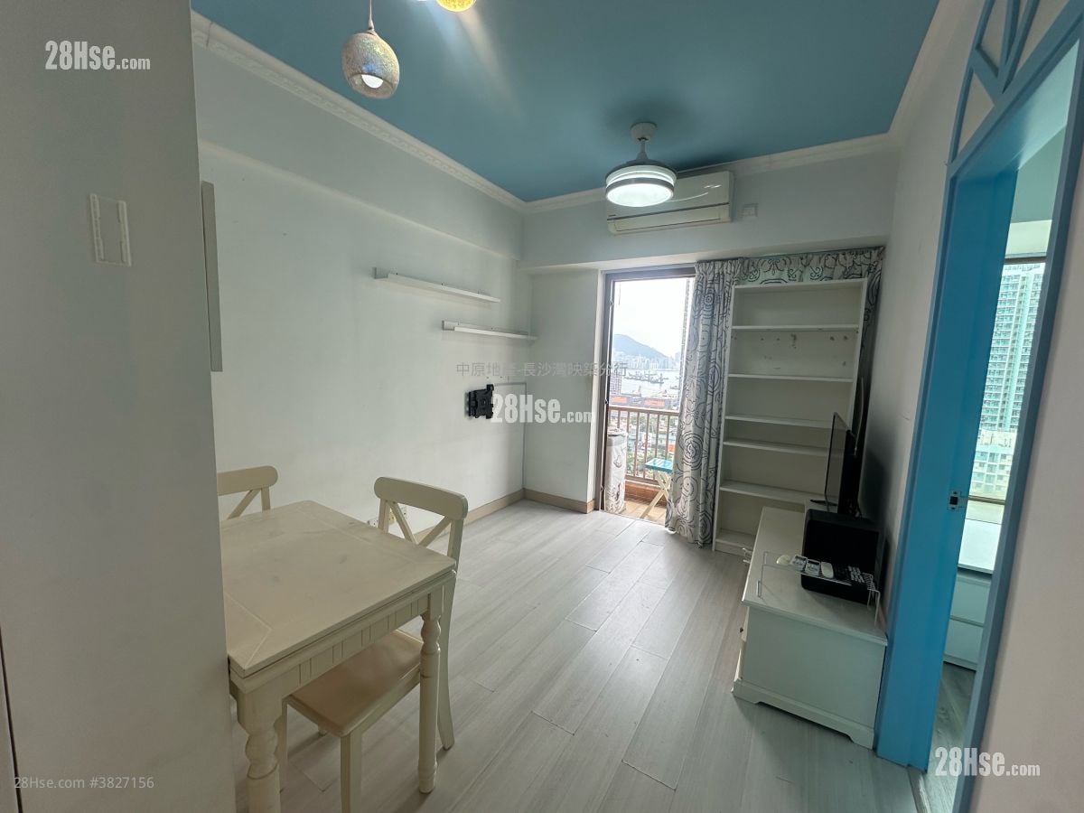 The Prominence Sell 1 Bedroom 335 ft²