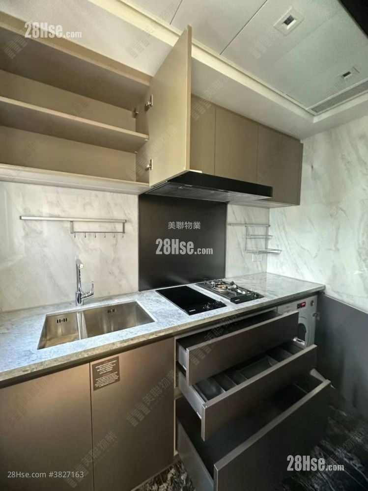 El Futuro Sell 4 Bedrooms 1,226 ft²