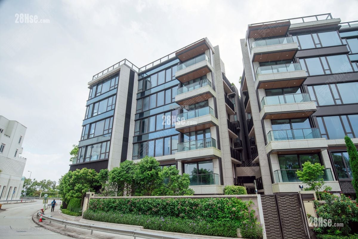 St.moritz Sell 3 Bedrooms 1,002 ft²