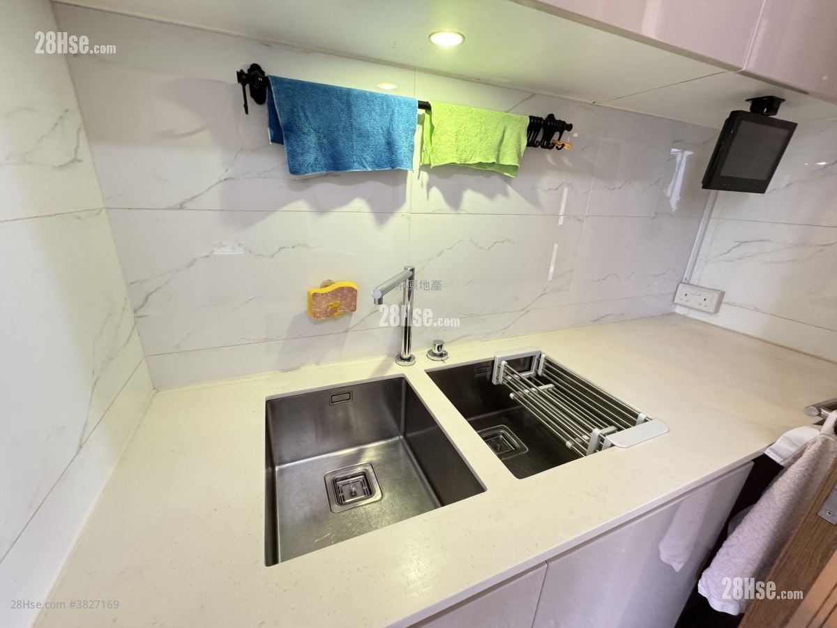 尚悦 售盘 3 房 , 2 浴室 693 平方尺