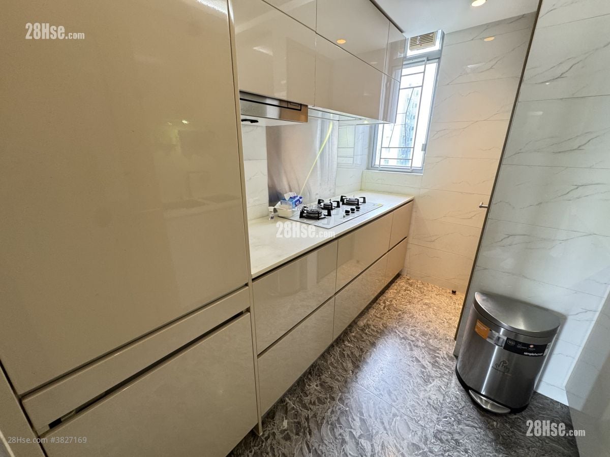 尚悦 售盘 3 房 , 2 浴室 693 平方尺