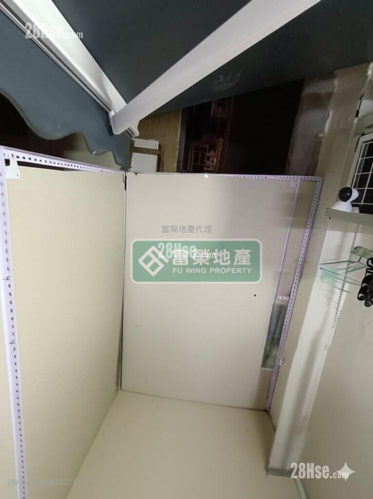 金安大廈 售盤 1 房 , 1 浴室 208 平方呎